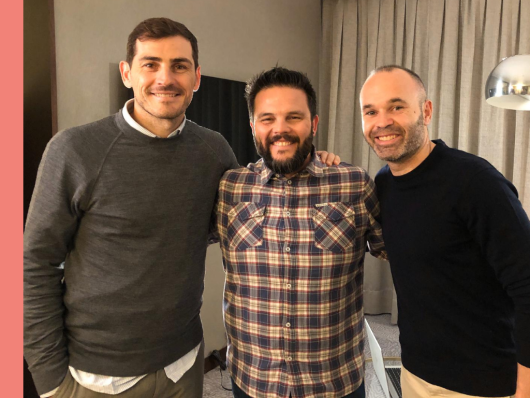 
		Sergio Primicia, el pamplonés que retransmitió el Mundial de 2010 y produjo la serie de Iker Casillas
		
	